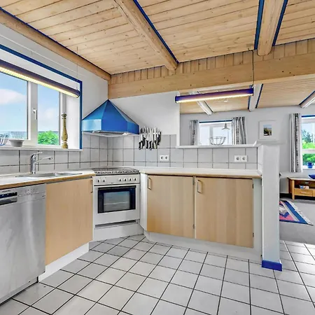 Stunning Home In Bagenkop With Kitchen 別荘 *