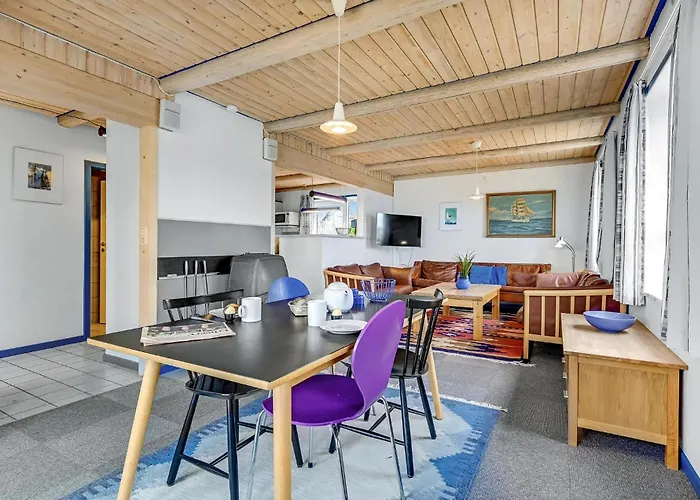 Prázdninový dům Three-bedroom In