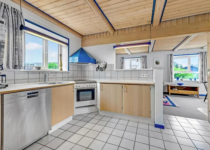Three-bedroom In Prázdninový dům *