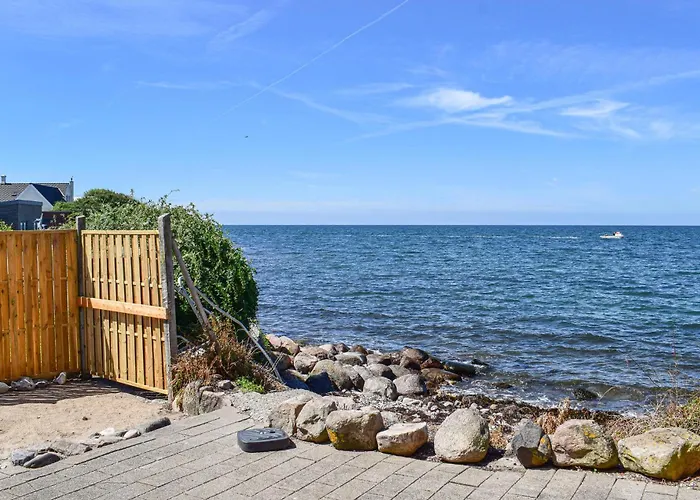 Three-bedroom In Vakantiehuis *